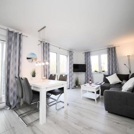 Ferienwohnung Ostseetraum 샬베우츠 외부 사진
